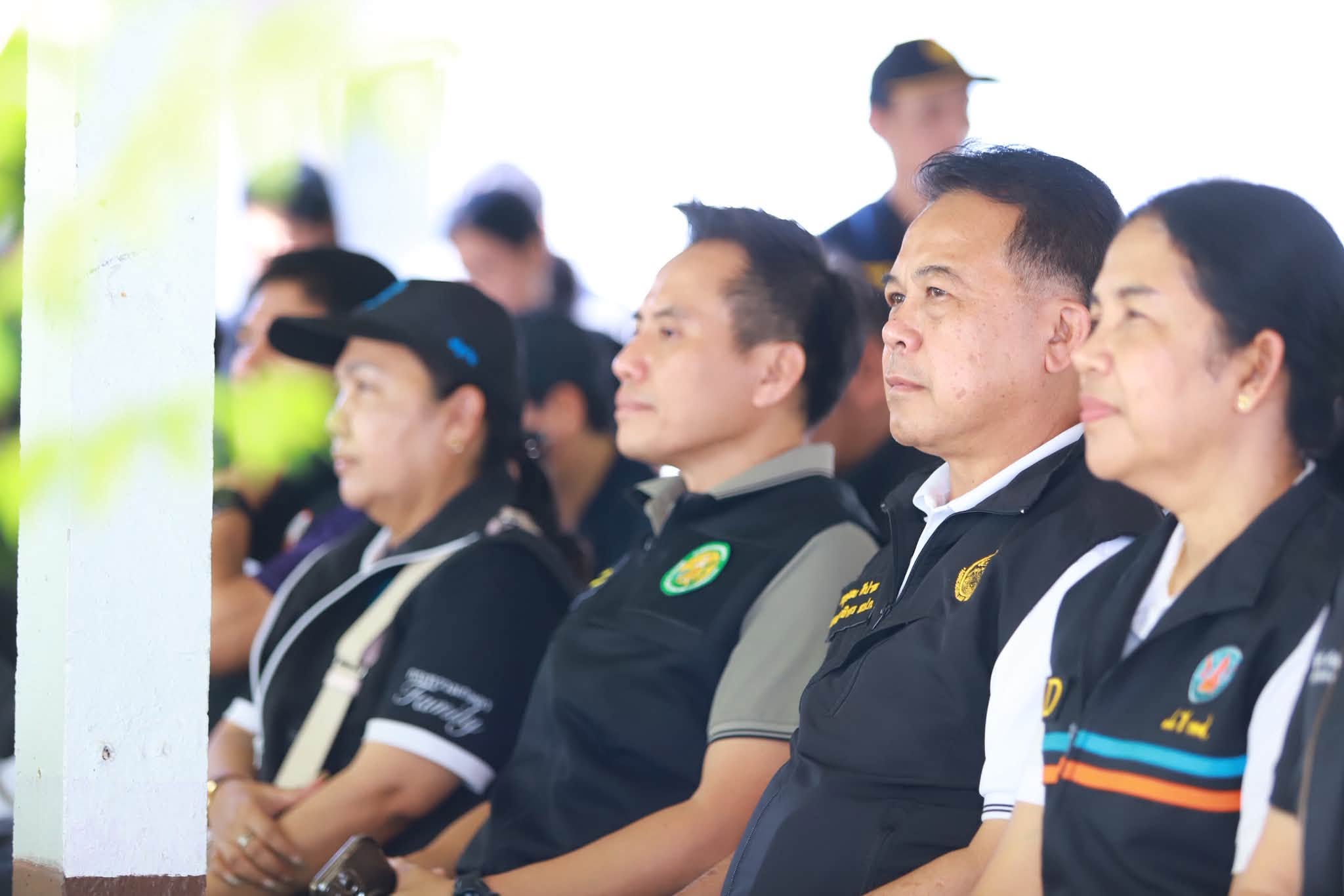 title - รมช.เกษตรฯ - ส.ป.ก. ลงพื้นที่เกาะยอ รับฟังผู้เลี้ยงปลากะพงสามน้ำ มุ่งยกระดับสินค้า GI เพิ่มมูลค่าเศรษฐกิจชุมชน 